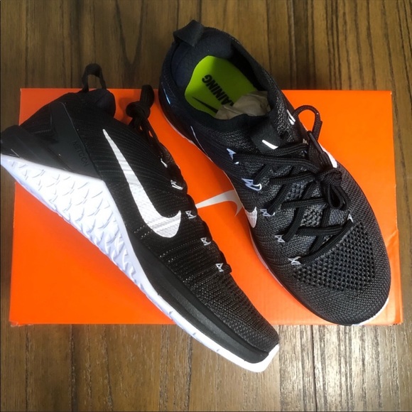 Nike Shoes - Nike black Metcon DSX Flyknit sneaker shoe